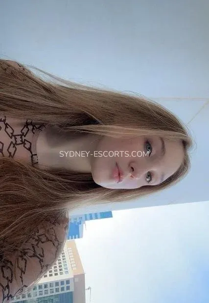 Sydney escorts Mia — 4