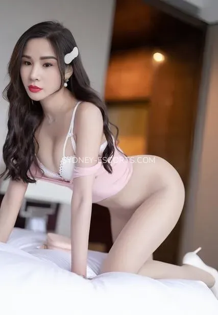 Sydney escorts Charlotta — 1
