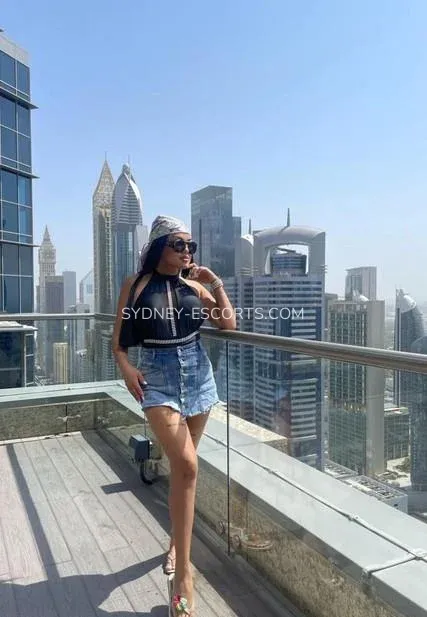 Sydney escorts Keira — 3