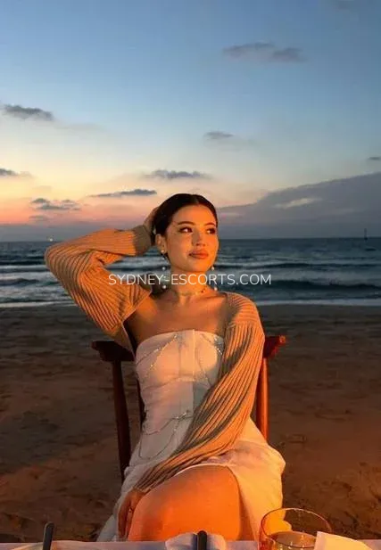 Sydney escorts Maggie — 8