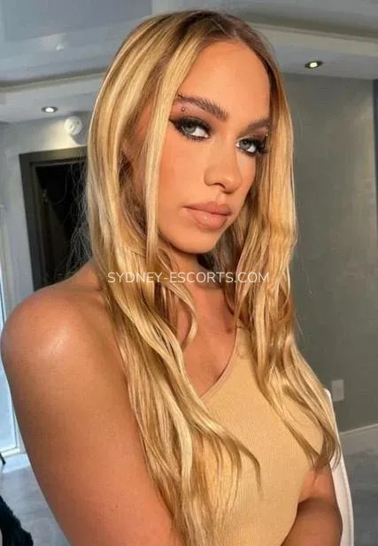 Sydney escorts Amber — 3