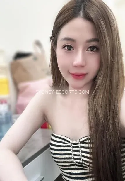 Sydney escorts Julianna — 7