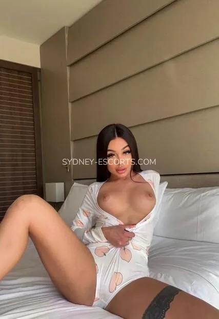 Sydney escorts Linda