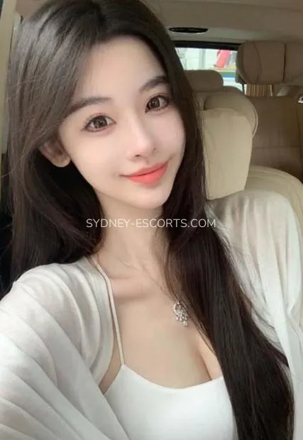 Sydney escorts Lena