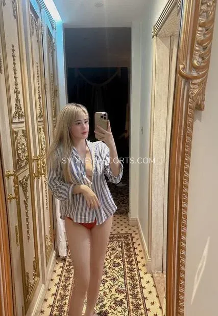 Sydney escorts Susanne — 5