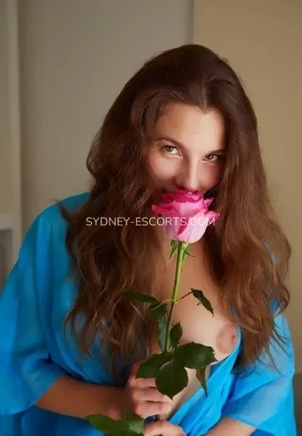 Sydney escorts Chloe — 3