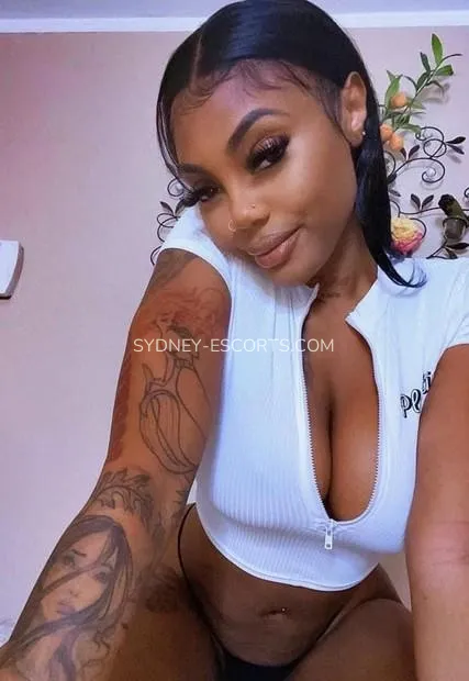 Sydney escorts Makenzie — 2