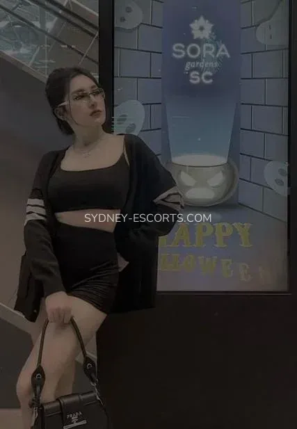 Sydney escorts Kyra — 5