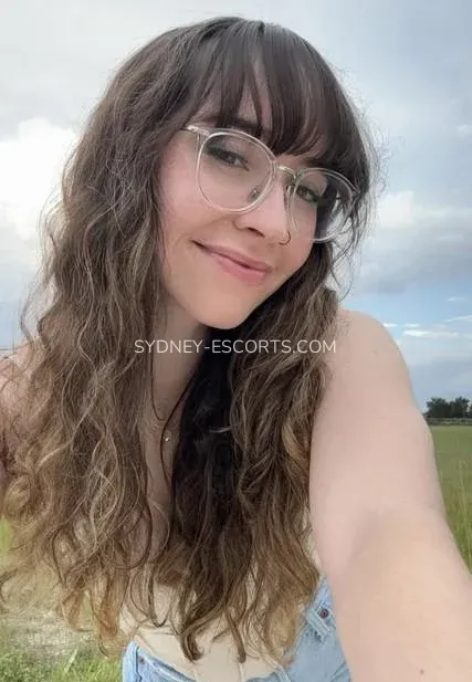 Sydney escorts Sara — 5