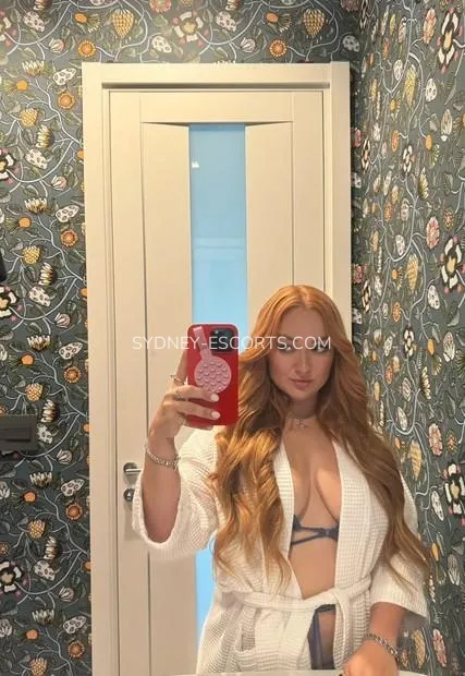 Sydney escorts Linnéa — 2