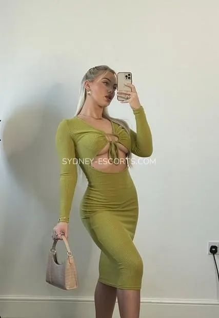 Sydney escorts Mackenzie — 2