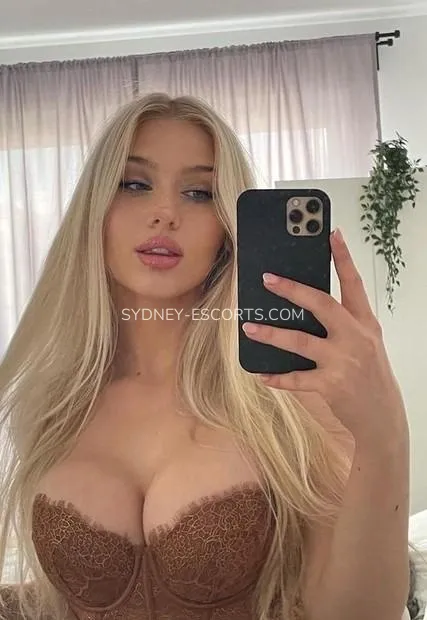 Sydney escorts Emilia — 2