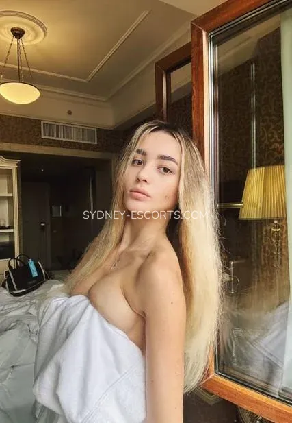 Sydney escorts Caitlin — 6