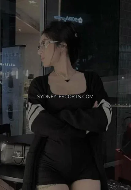 Sydney escorts Kyra — 4