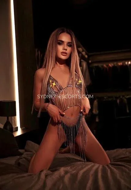 Sydney escorts Simona — 5