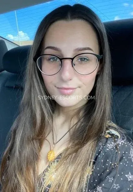 Sydney escorts Daisy — 1