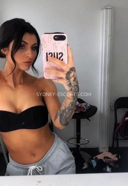 Sydney escorts Emelie — 2