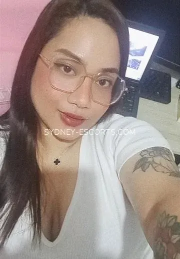 Sydney escorts Kylee — 3