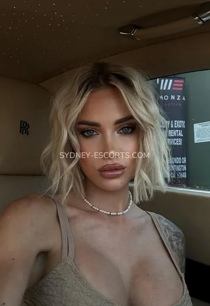 Sydney escorts Ashlyn — 2