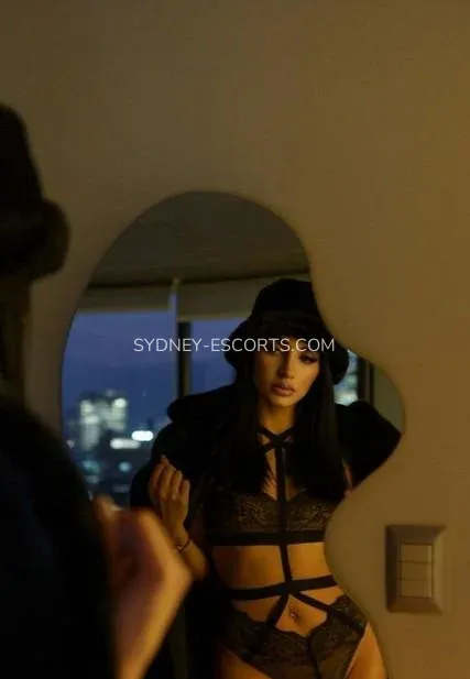 Sydney escorts Katie — 10