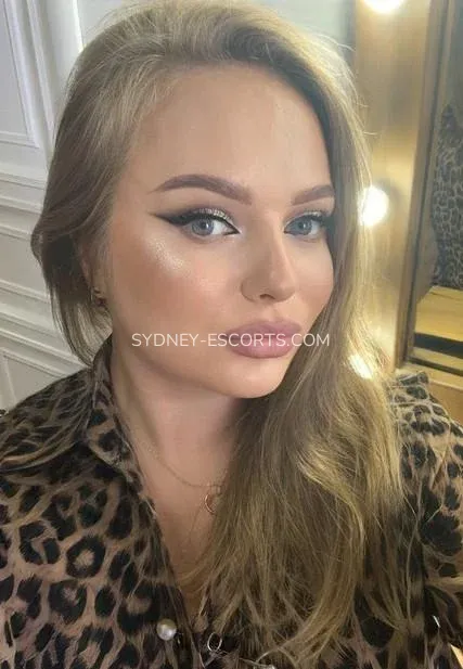 Sydney escorts Gracie — 4