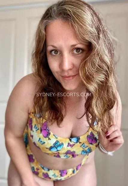 Sydney escorts Frida — 3