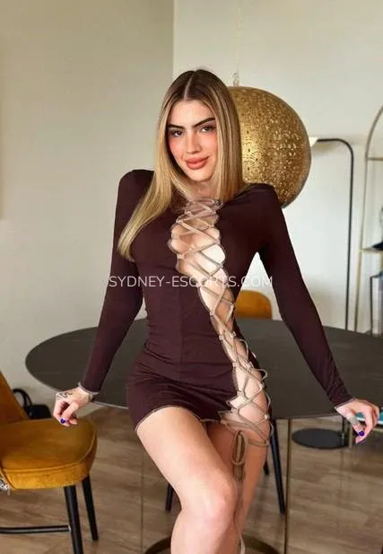 Sydney escorts Caroline — 7