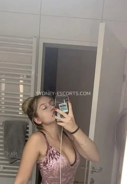 Sydney escorts Juliana — 4