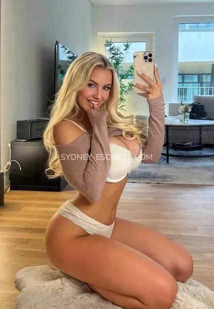 Sydney escorts Tecla — 4