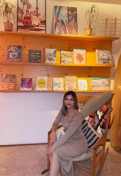 Sydney escorts Ashley — 5