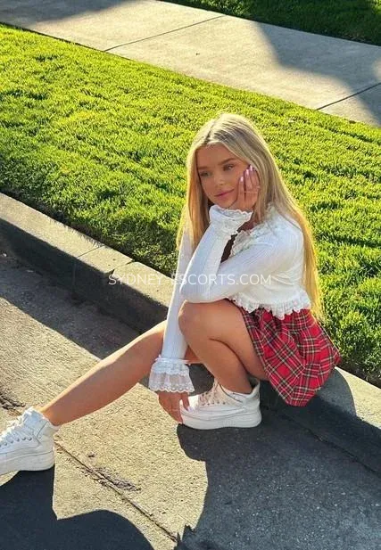 Sydney escorts Helen — 1