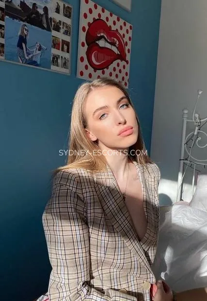 Sydney escorts Bella — 2