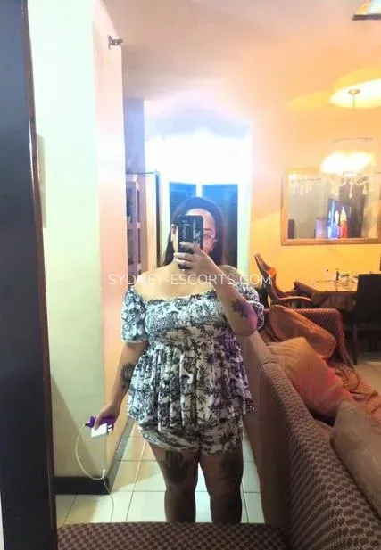 Sydney escorts Kylee — 4
