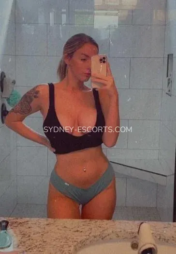 Sydney escorts Leslie — 8