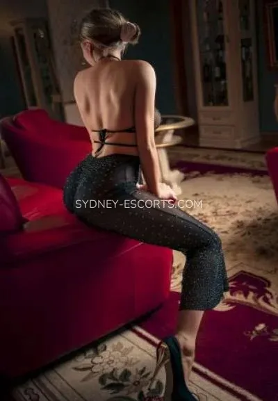 Sydney escorts Gianna — 1