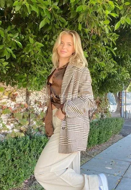 Sydney escorts Charlotte — 5