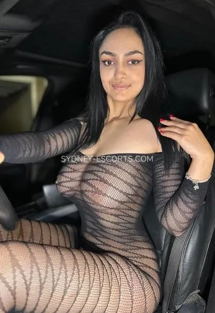 Sydney escorts Peyton — 2