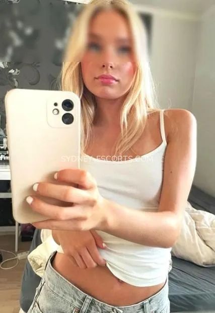 Sydney escorts flora