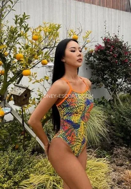 Sydney escorts Lisa — 9