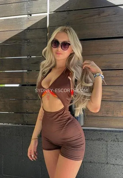 Sydney escorts Sarah — 1