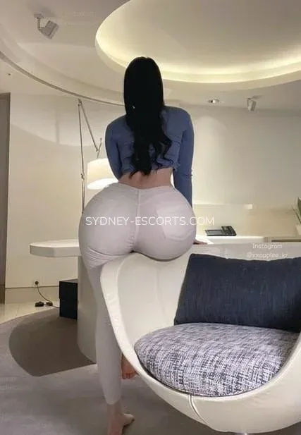 Sydney escorts Rachel — 1