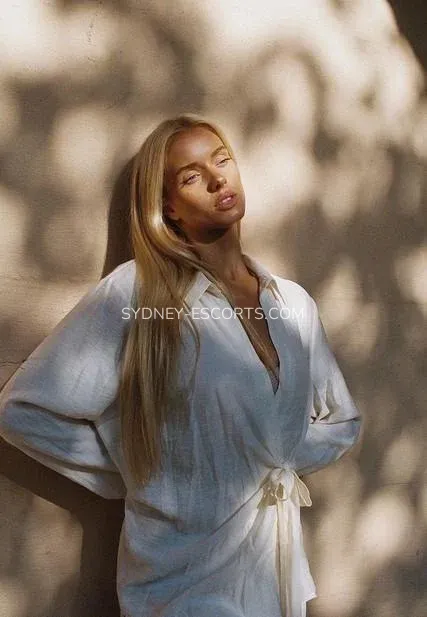 Sydney escorts Riley — 5