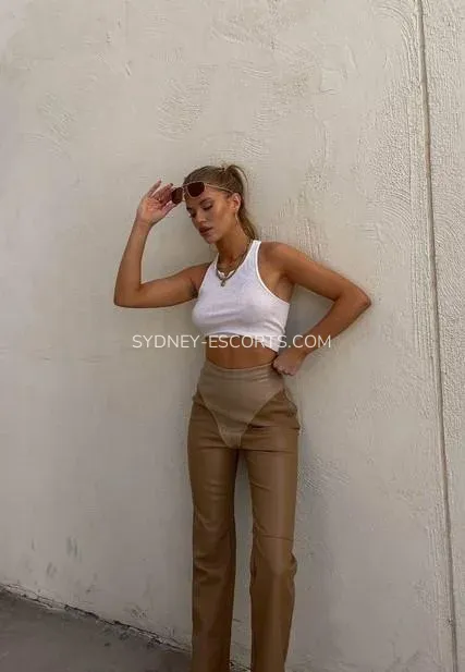 Sydney escorts Angela — 5