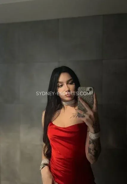 Sydney escorts Chloe — 1