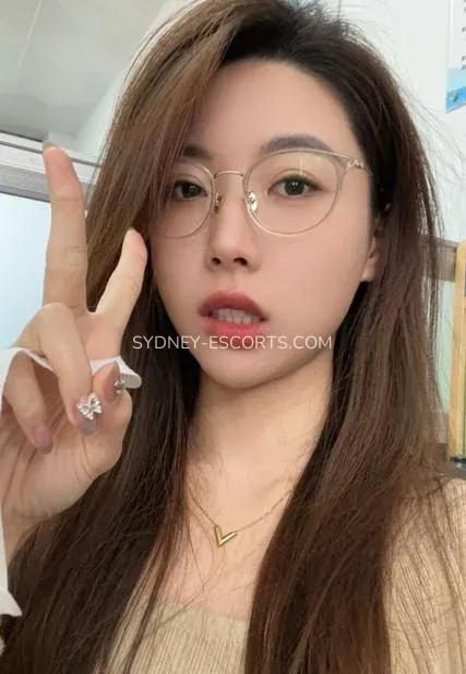 Sydney escorts Vivian — 3