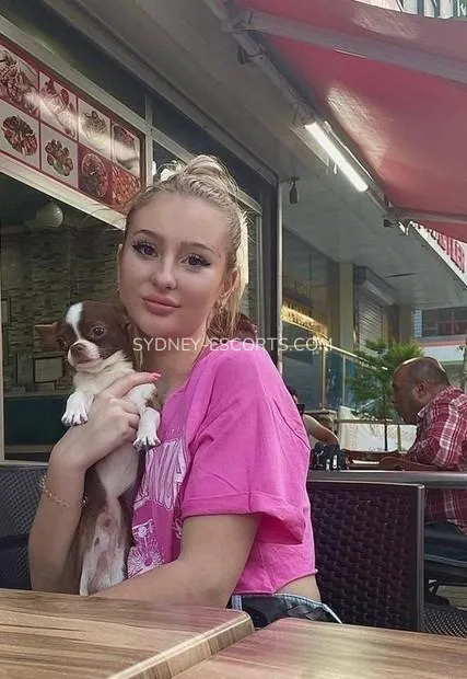 Escort djevojka Camryn - Sydney