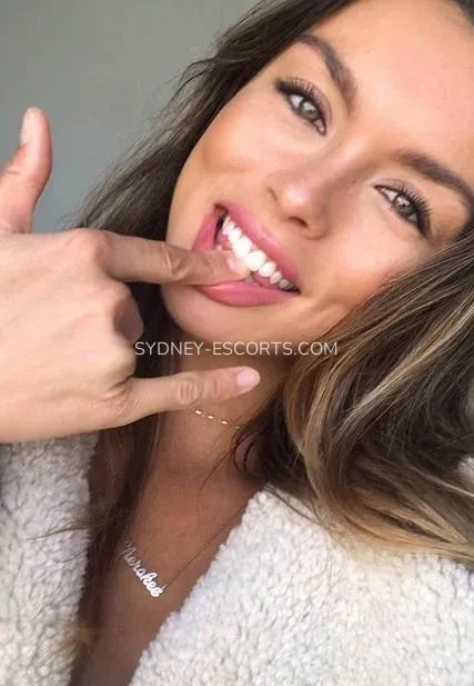 Sydney escorts Shelby — 4