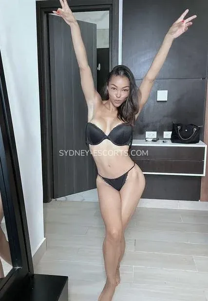 Sydney escorts Ellen — 5