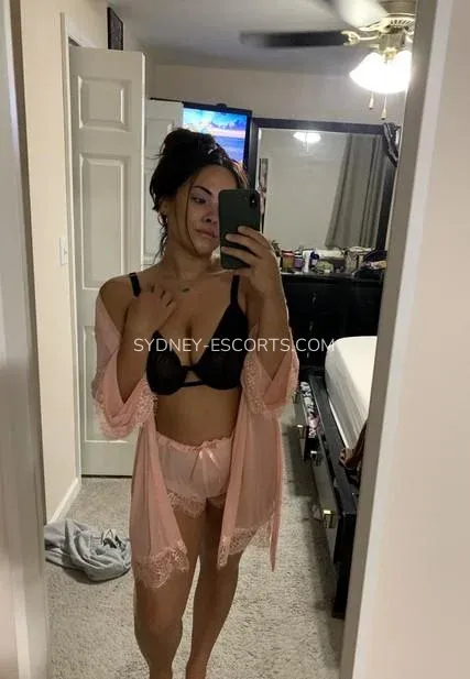 Sydney escorts Flora — 5
