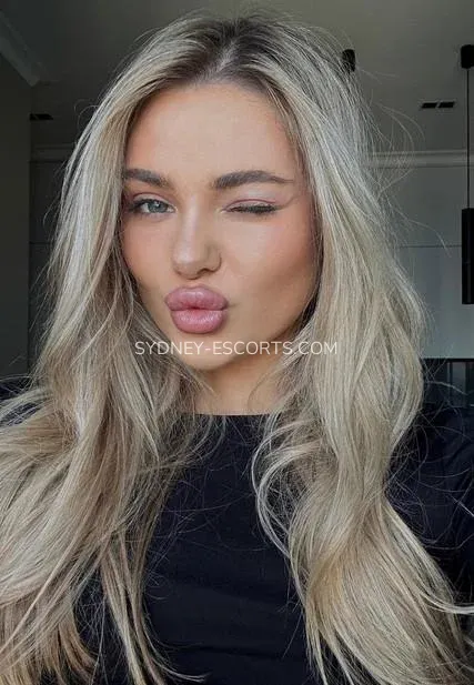 Sydney escorts Laura — 1